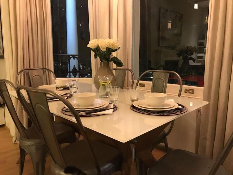 Stunning 2 Bed/2Bath Flat In Heart Of Kensington Apartment Лондон Екстериор снимка